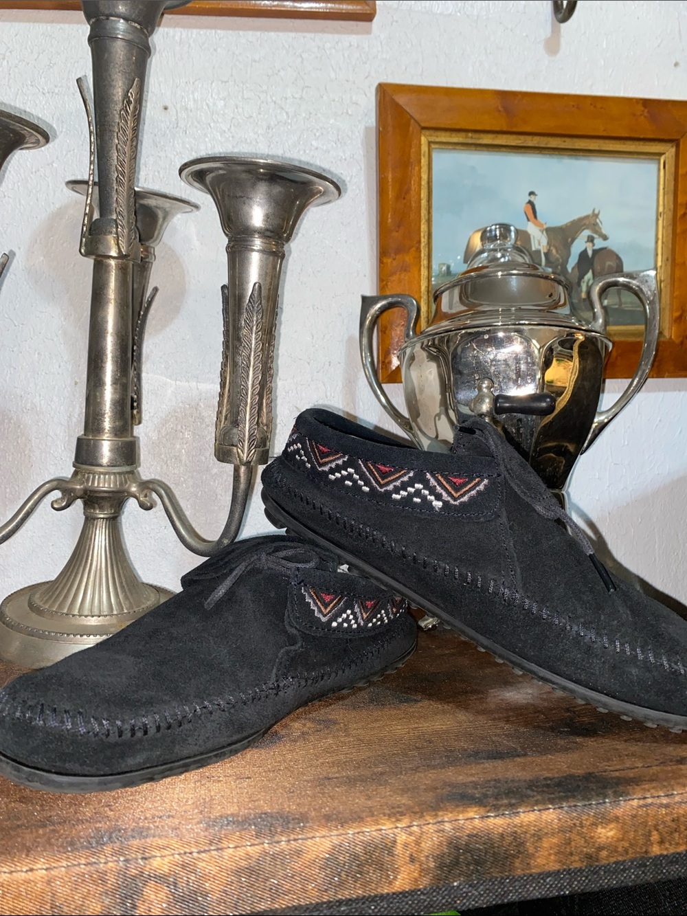 SZ9. Minnetonka Mosaic ankle booties in black suede